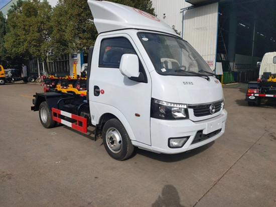 東風(fēng)途逸勾臂式垃圾車(chē)（3方）
