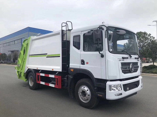 國(guó)六東風(fēng)D9壓縮式垃圾車(chē)（10-12方）